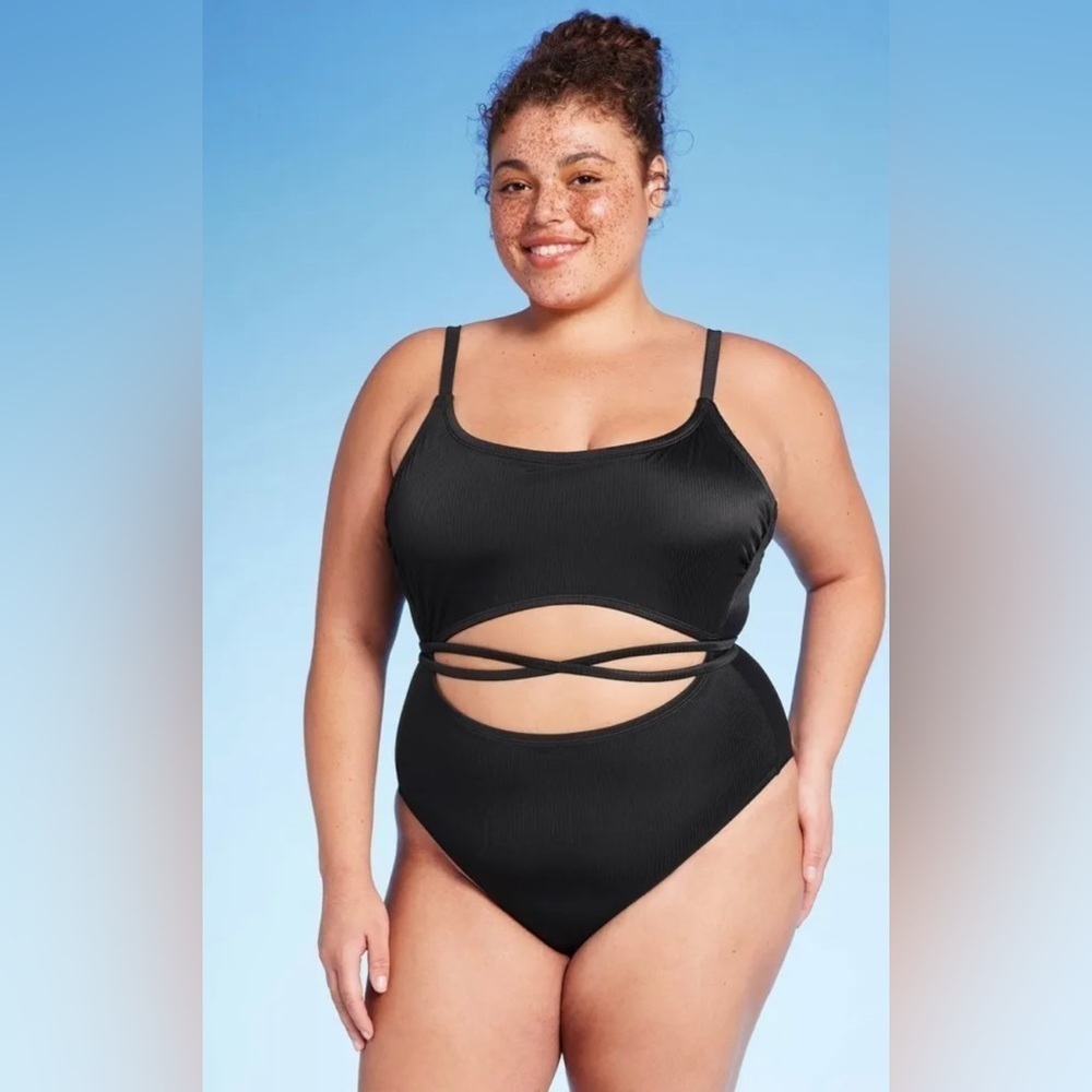 Wild Fable Black Women's Swimsuit, size 24, new!